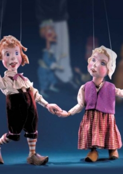 ТЕАТР НА ПОДУШКАХ