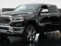 Новый Ram 1500 превратили в гибрид