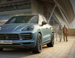 Porsche назвал российские цены новый Cayenne