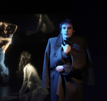 Синий свет | МДТ - Театр Европы