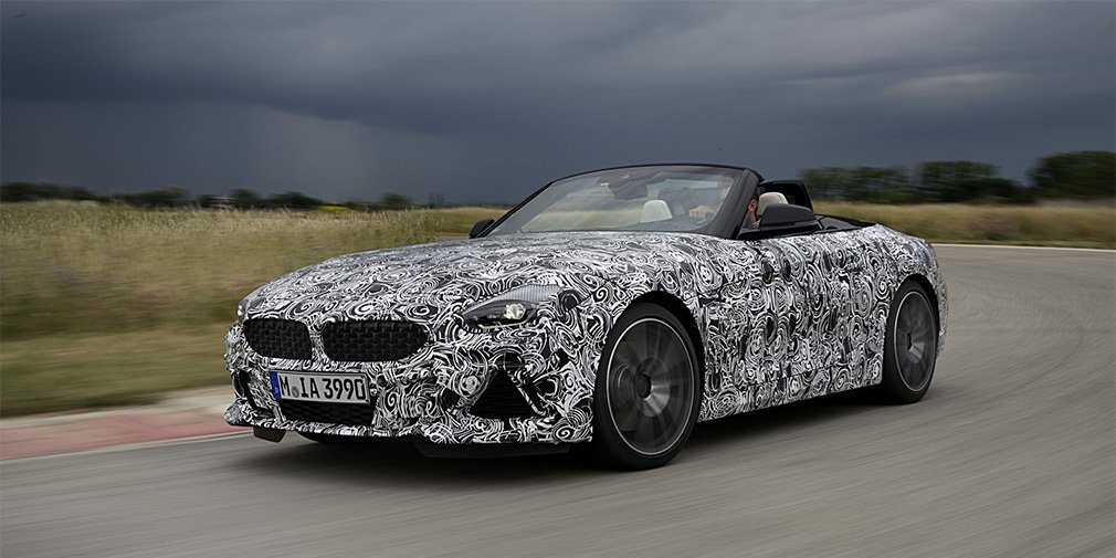 BMW опубликовала первые фотографии родстера Z4