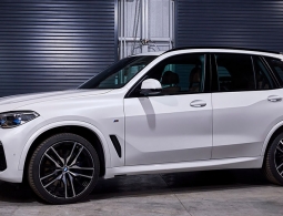 Дотянуться до звезд: первое знакомство с новым BMW X5