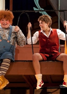 Малыш и Карлсон, который живёт на крыше | Театр им. Ленсовета