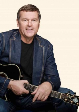 Александр Новиков