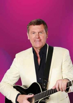 Александр Новиков