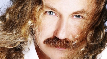 Игорь Николаев