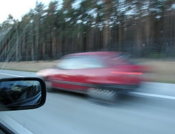 Видео: Audi RS6 разогнали до 378 км/ч в Подмосковье