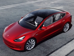 Илон Маск рассказал о новой модели Tesla с двумя моторами