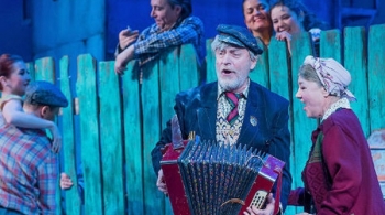 Любовь и голуби | Московский театр оперетты