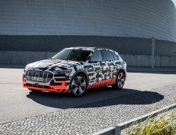 Audi назвала дату премьеры первого электрического кроссовера