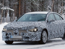 Mercedes вывел на испытания CLA следующего поколения
