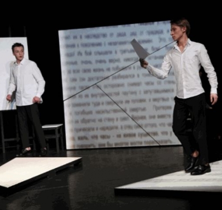 Часы пробили 13 раз