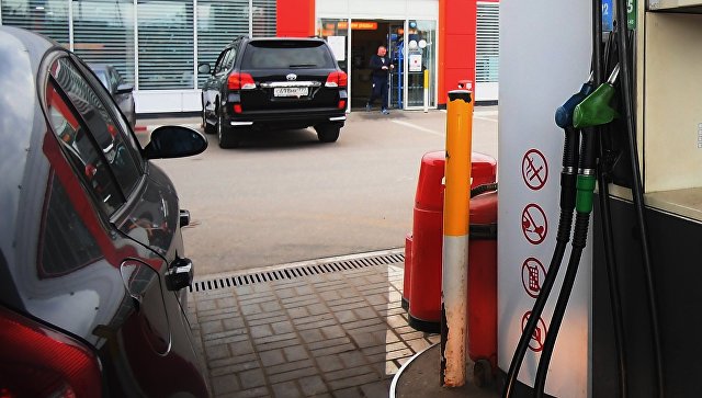 В Госдуму внесли проект о госрегулировании цен на бензин
