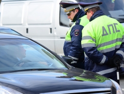За езду без прав предложили отбирать автомобили 