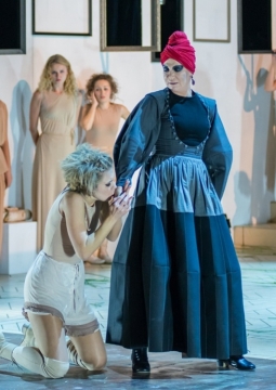 Яма | Театр на Малой Бронной