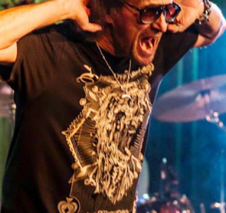 Арутюнов & Quorum