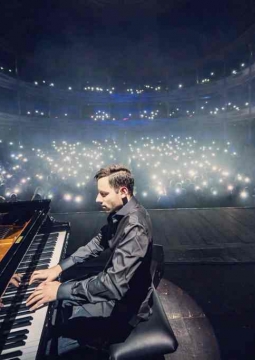 Peter Bence (Петер Бенце)