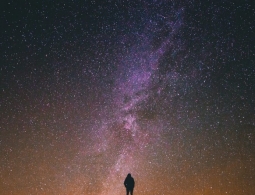 Что такое «ничего»? Рассказывает астрофизик Мартин Рис