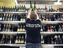 В Минздраве выступили за запрет продажи алкоголя лицам моложе 21 года