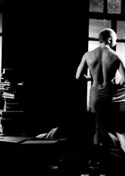 Девушка и революционер | Спектакль