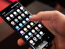 Business Insider назвал лучшие смартфоны 2018 года