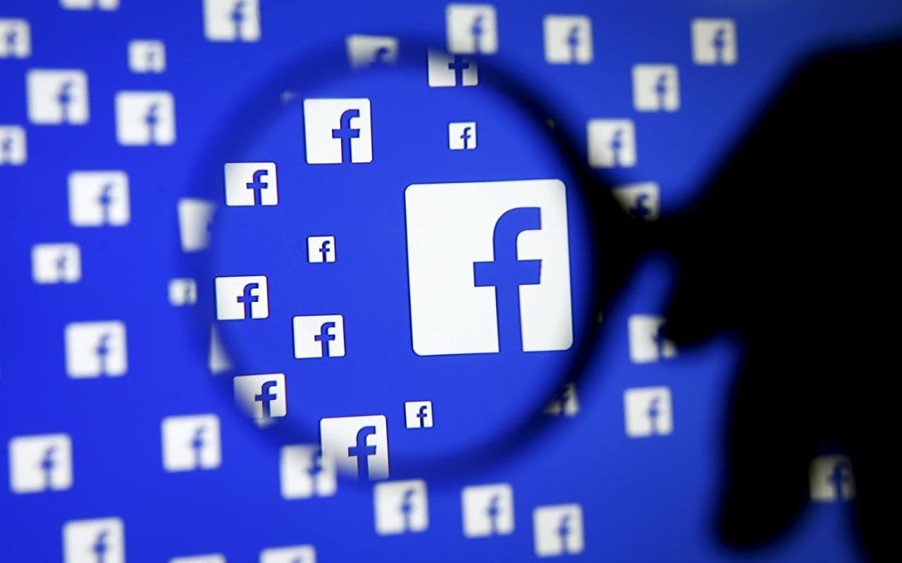 Facebook: социальные сети негативно влияют на демократию