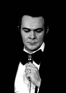 Муслим Магомаев