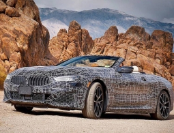 Кабриолет BMW 8-Series испытали в Долине Смерти