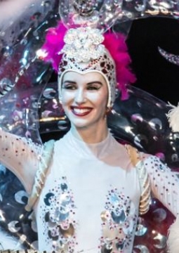 Феерическое ревю