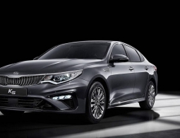 Kia представила обновленную Optima