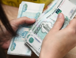 Правительство предложило повысить МРОТ