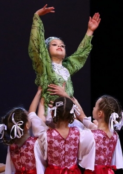 От мала до велика