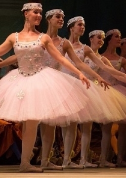 Эсмеральда | Театр оперы и балета им. М.И.Глинки