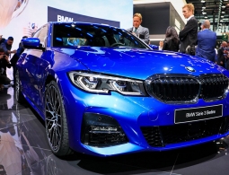Названы российские цены на новый BMW 3-Series