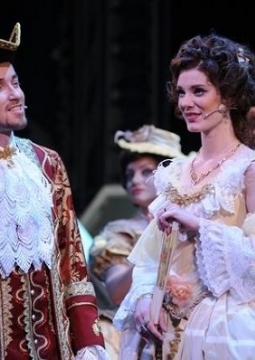 Голубая камея | Русский драматический театр Башкортостана