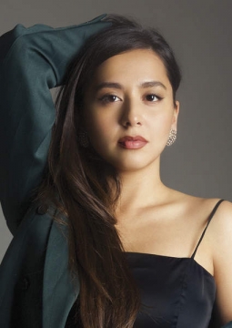 MANIZHA (Манижа)