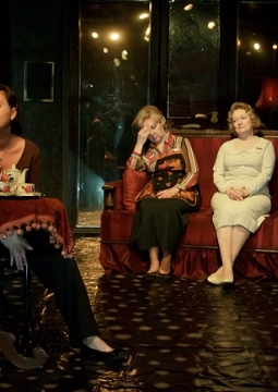 Страсти по дивану | Театр им. В. Ф. Комиссаржевской