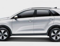 Компактный кроссовер Kia KХ3 превратили в электрокар