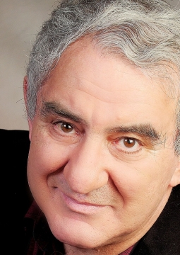 Михаил Казиник