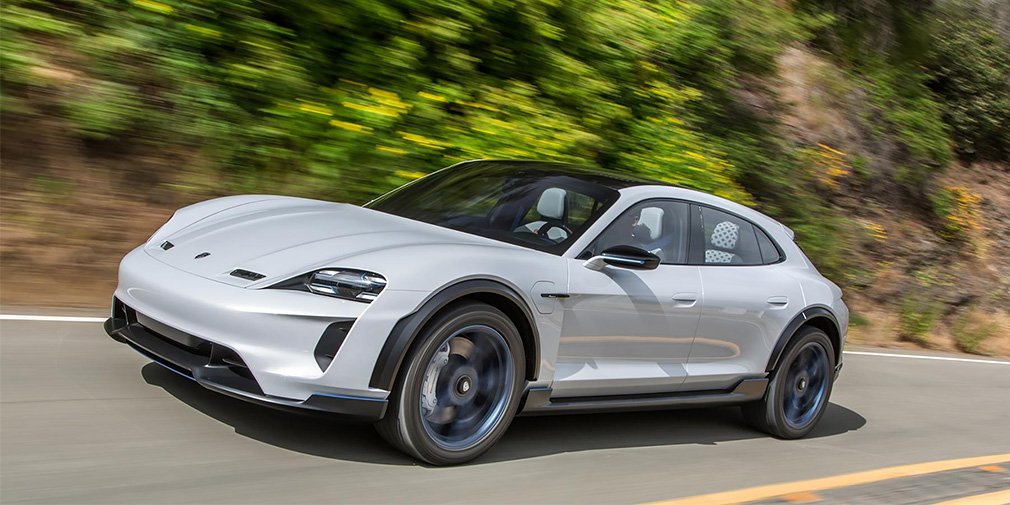 В Porsche подтвердили запуск в серию электрического универсала