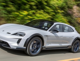 В Porsche подтвердили запуск в серию электрического универсала