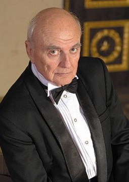 Лица и роли