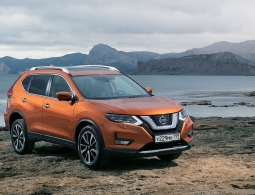 Nissan назвал цены на обновленный X-Trail для России