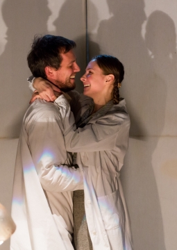 Жестокие игры | Молодежный театр На Фонтанке