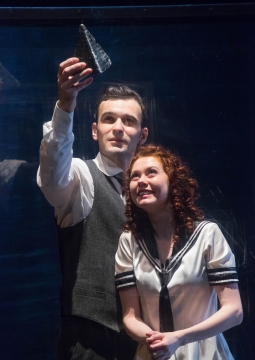 Синие розы | Молодежный театр На Фонтанке