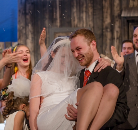 В день свадьбы | Молодежный театр На Фонтанке