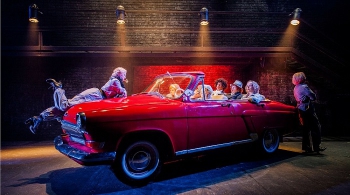 Восемь женщин | Театр-театр