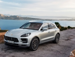 Названы российские цены на обновленный Porsche Macan S