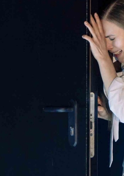 Контракт | ТЮЗ им.Брянцева