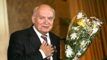 К 90-летию Николая Добронравова